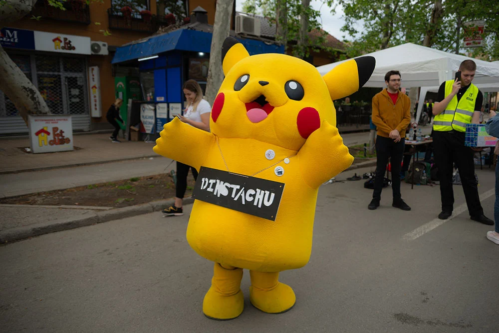 Pikaču u Srbiji i Turskoj